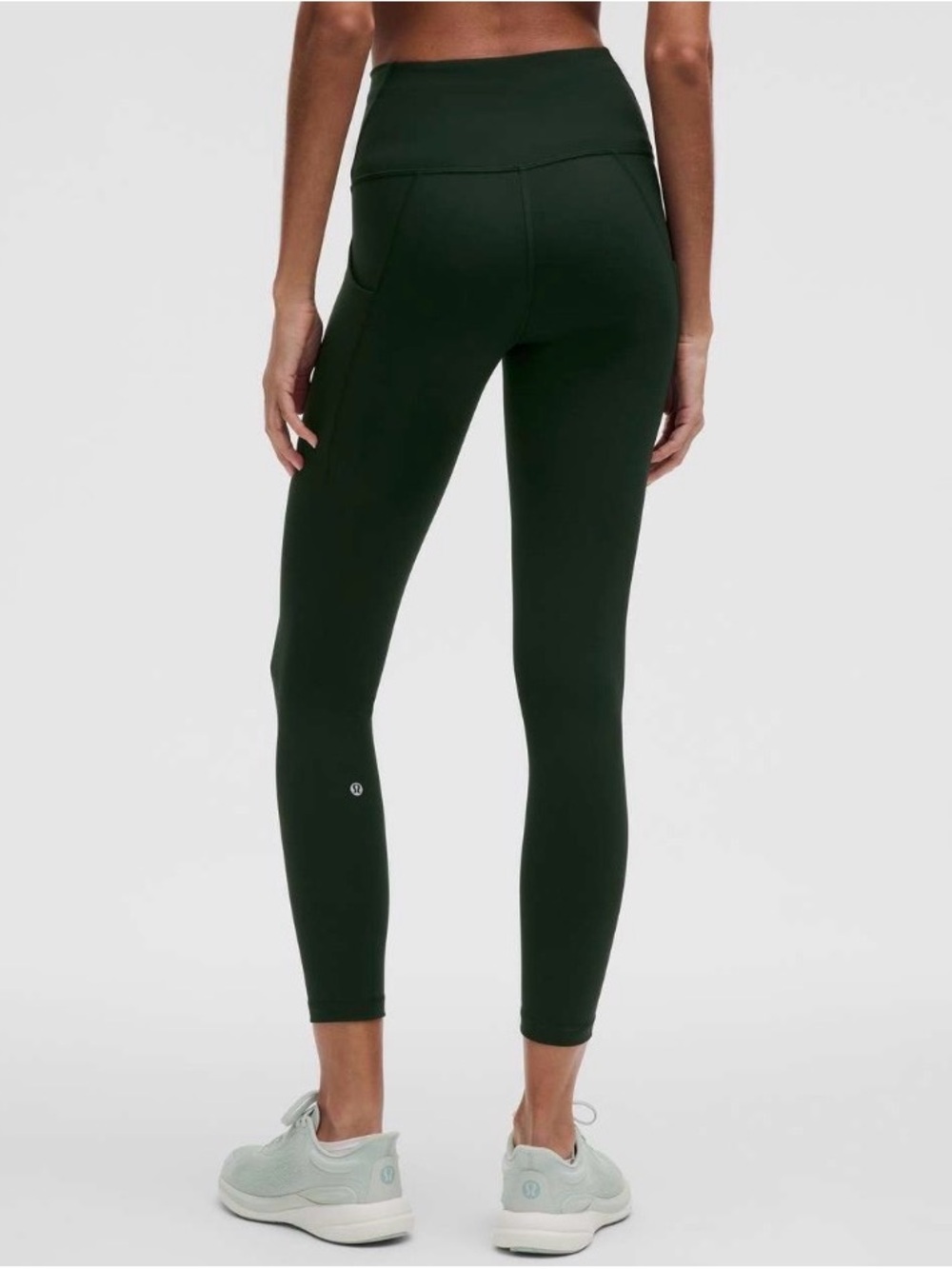 Lululemon Wunder Train High-Rise Tight with Pockets 25"
Rainforest Green